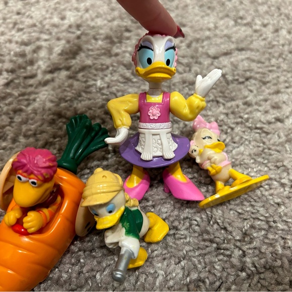 Muppet and Duck bundle- miss piggy, Daisy Duck, etc… 90s toys - Picture 3 of 3